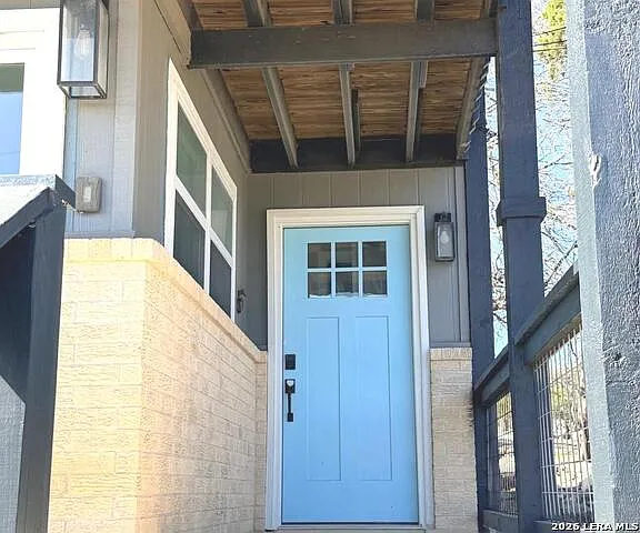 2 bed, 2.0 bath, 1166 sqft, $1,550 — Photo 3