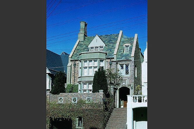 2nd image of 3214 Jackson St
