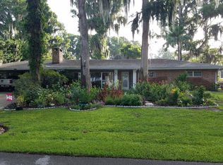 31920 Harris Rd, Tavares, FL 32778