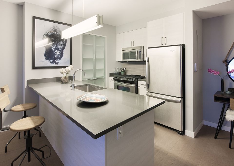 2nd image of 1 N 4th Pl APT 4M