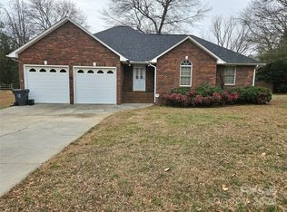 202 General Stonewall Jackson Dr, Stanley, NC 28164