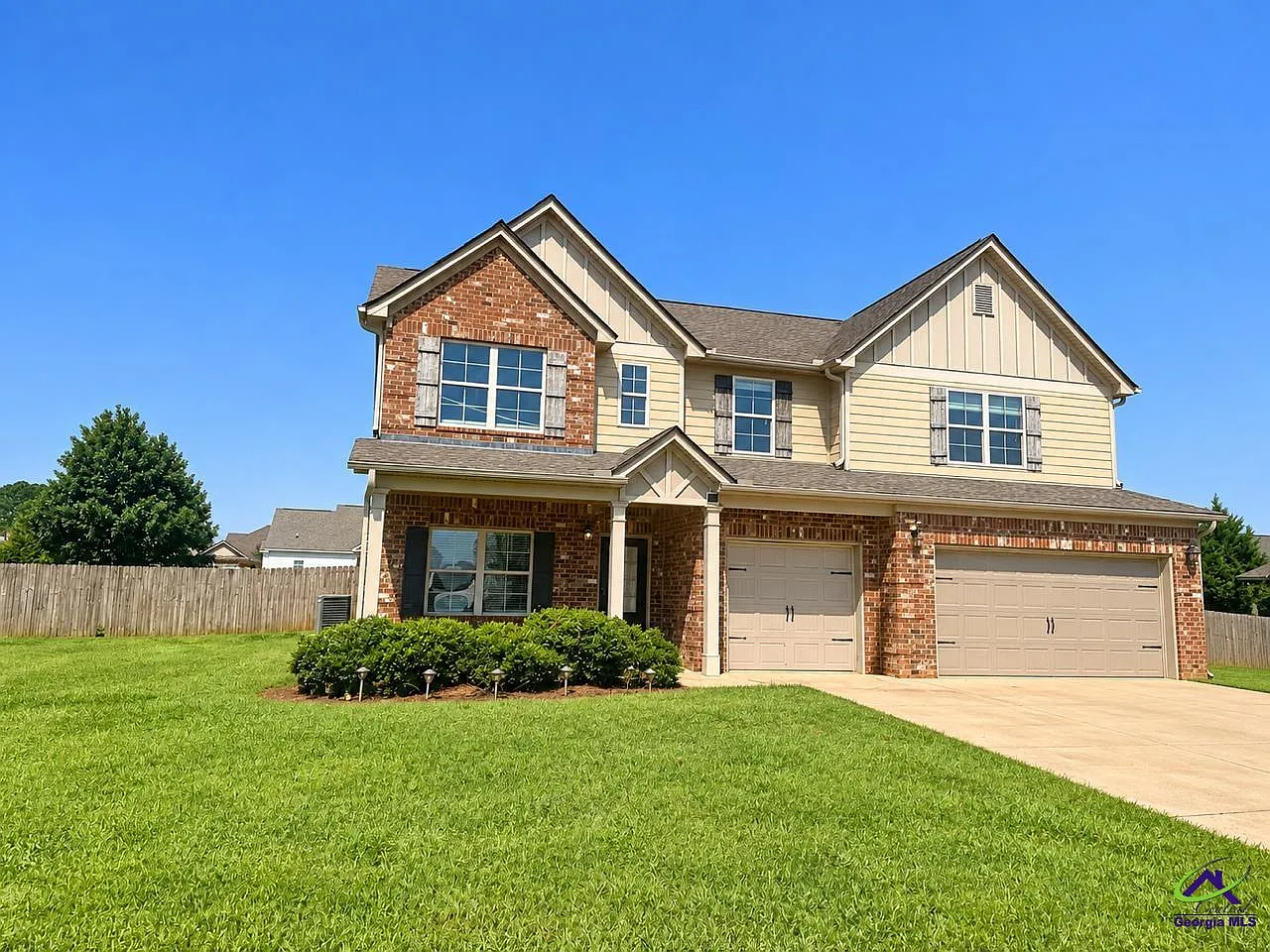 5 bed, 3.0 bath, 3169 sqft, $2,850 — Photo 3