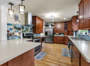 239 6th Ave SW, Cambridge, MN 55008