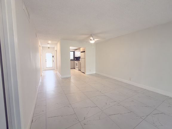 2nd image of 605 S State Road 7 APT 1D