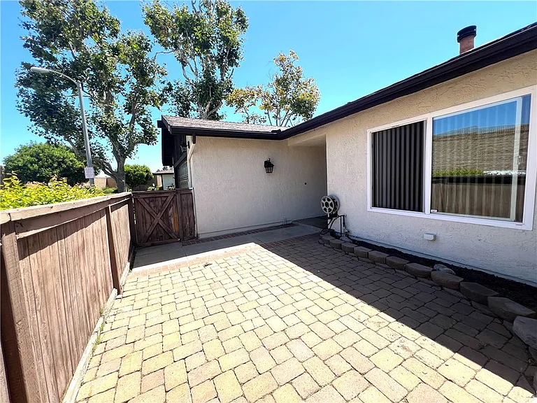 13252 Beach Terrace Dr — Photo 5
