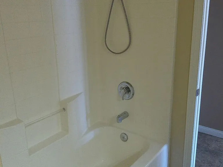 2992 Winterhaven Dr — Photo 11
