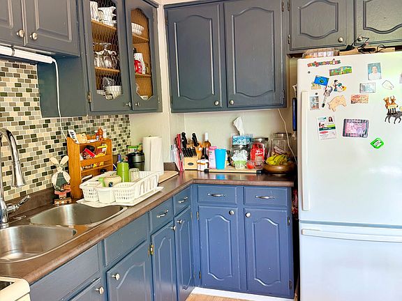 3rd image of 1250 Jalna Blvd #86