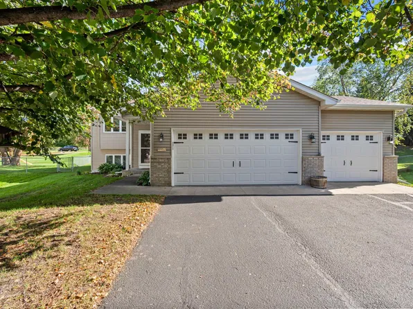 6982 Carlyle Rd, Woodbury, MN 55125