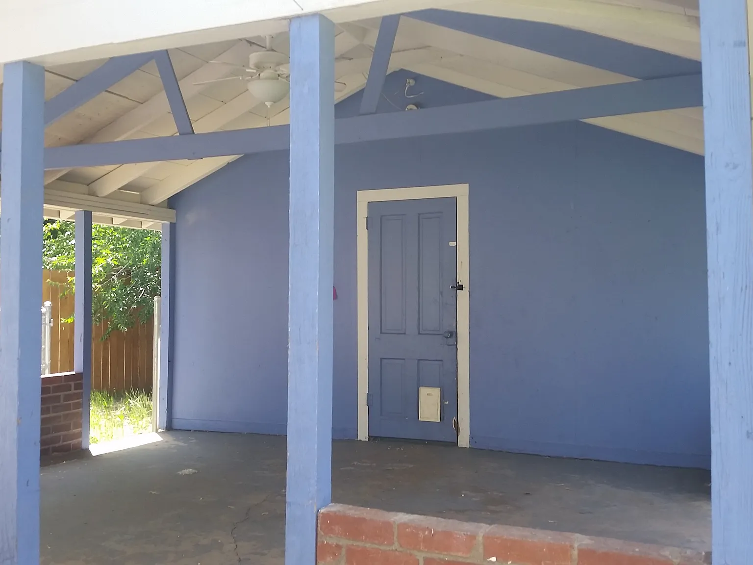 2 bed, 1004 sqft, $1,275 — Photo 2