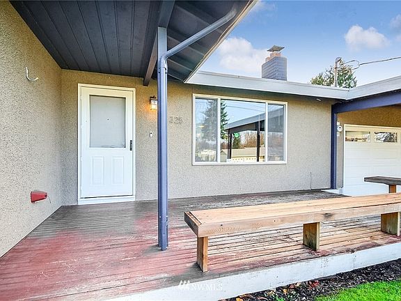 Front deck