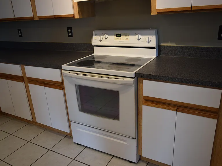 1450 Creel Rd NE — Photo 8