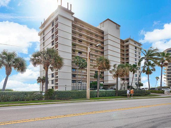 5th image of 840 Ocean Dr APT 605