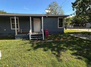 1102 W 10th St, Freeport, TX 77541