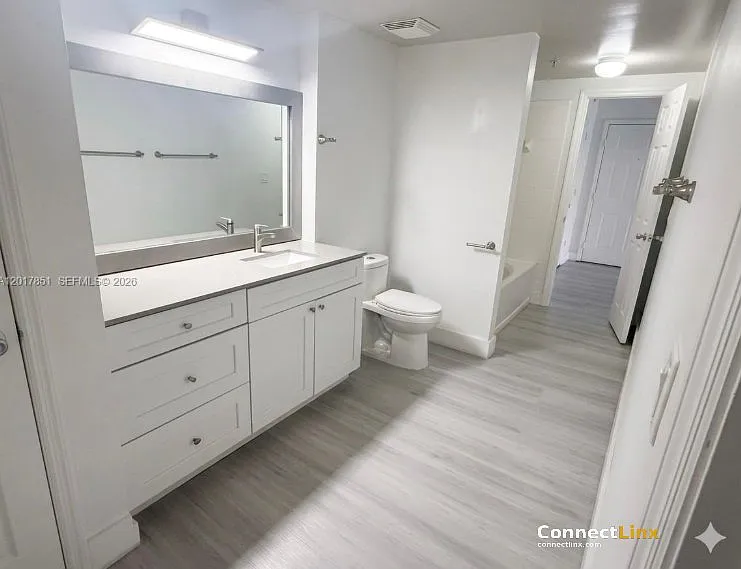 140 SW 117th Ave — Photo 6