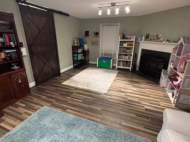 5601 Brookland Ct — Photo 4