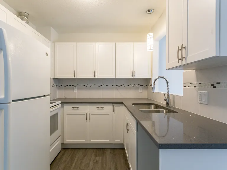 12020 102nd St NW — Photo 12
