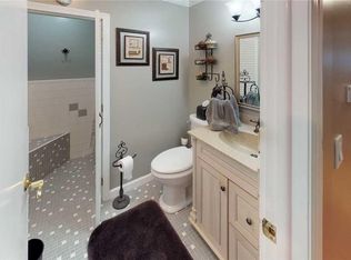 47 Oak Rd #47, Patchogue, NY 11772