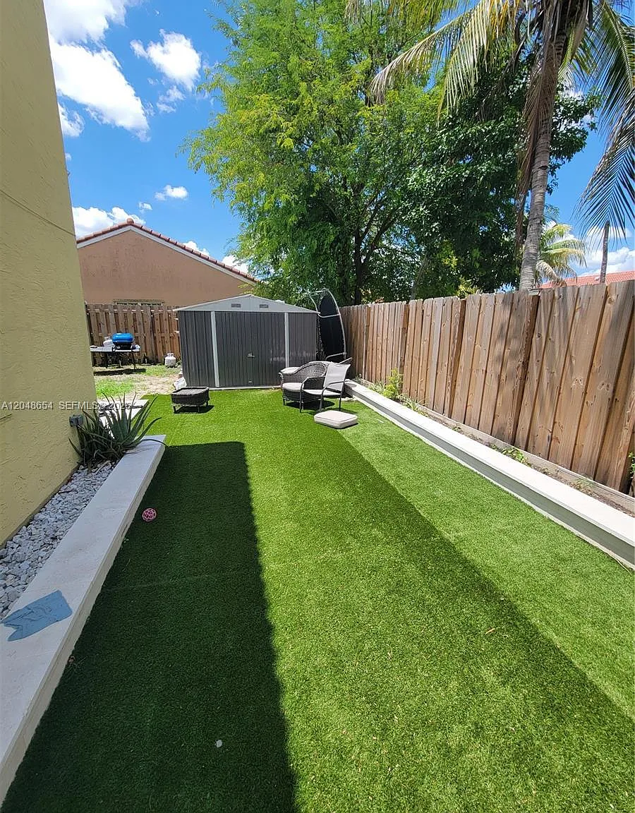Coral Bay Parcel — Photo 2
