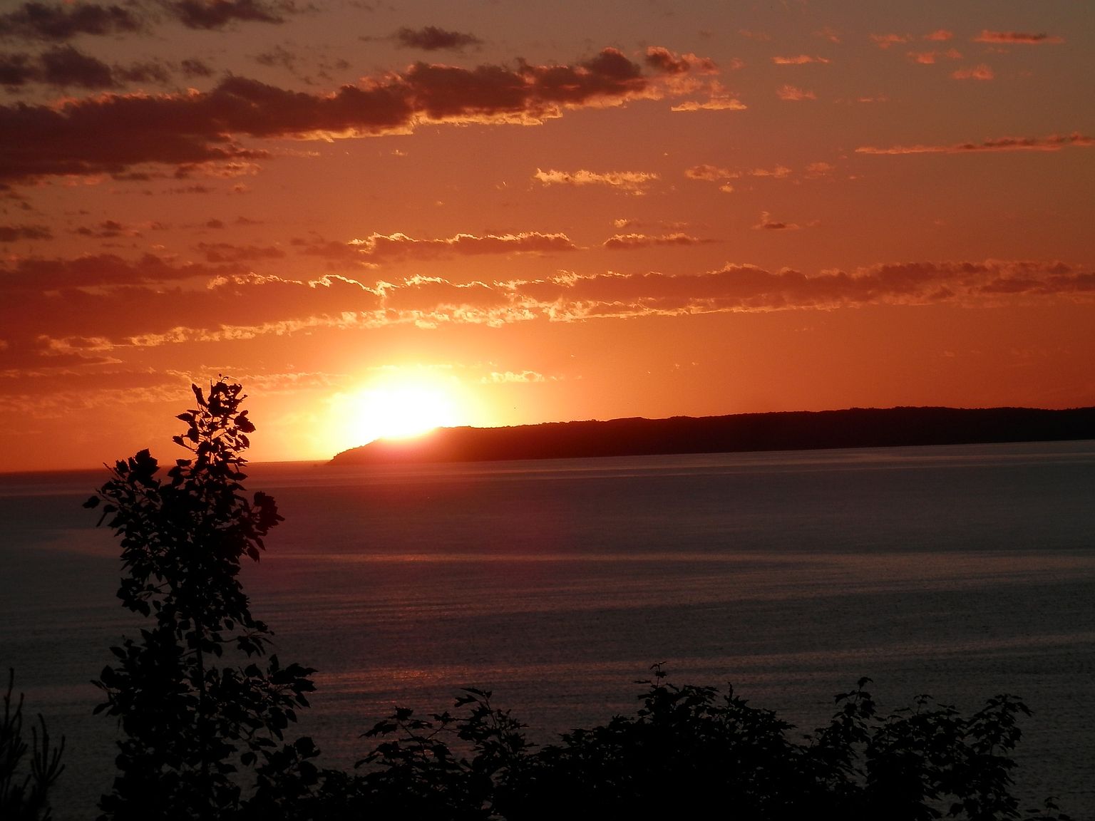 35 Ship Watch Gln, Glen Arbor, MI 49636 Zillow