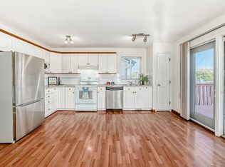 139 Bridlewood Cir SW, Calgary, AB T2Y 3L1