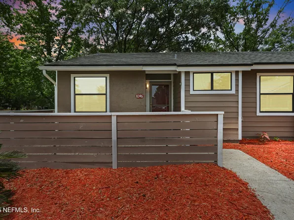 8346 DERBYSHIRE Place, Jacksonville, FL 32244