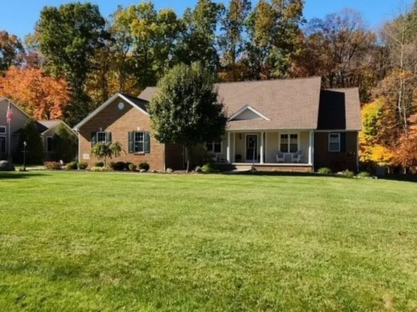 2508 Forest Springs Dr SE, Warren, OH 44484