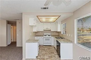 955 W Devonshire Ave #C — Photo 3