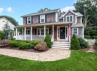 22 Waterside Ln, Clinton, CT 06413