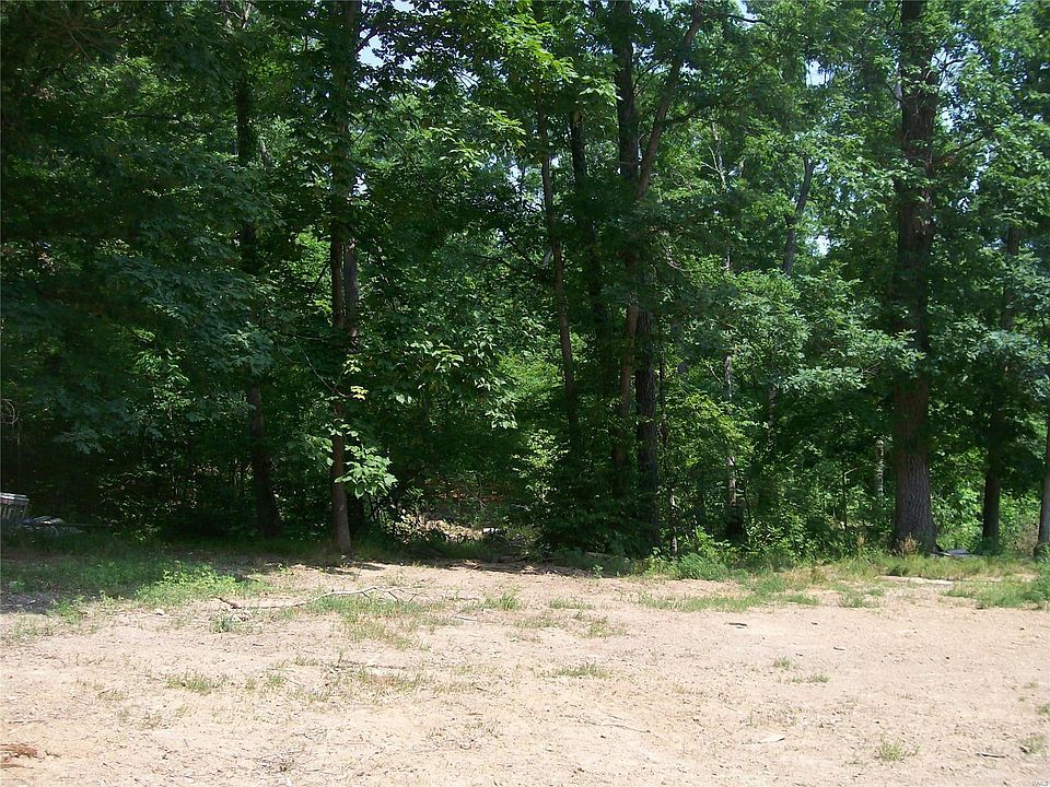 2nd image of 165 Hill Klein Rd