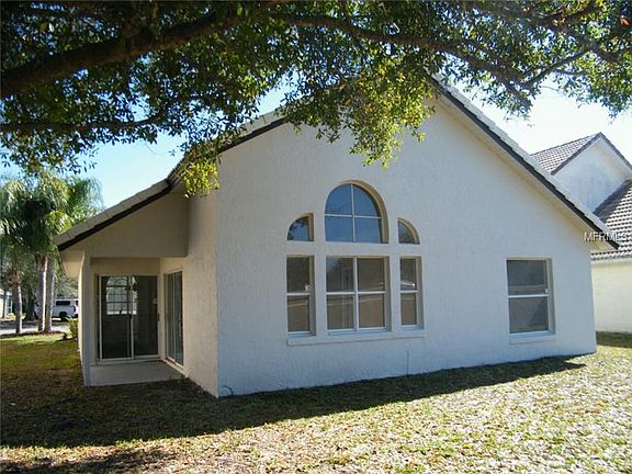 3rd image of 424 Waterford Way