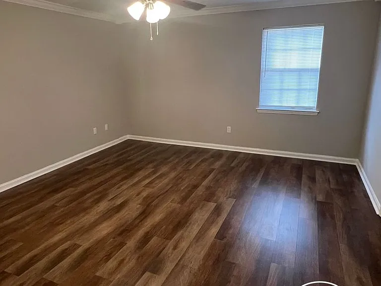 801 Brickyard Rd — Photo 9
