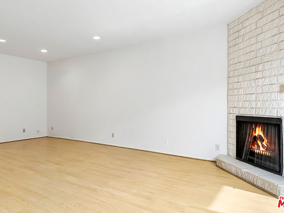 3rd image of 11318 Ohio Ave Unit 13