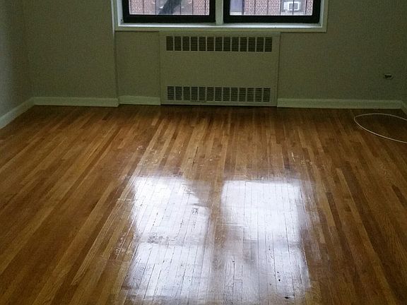 4th image of 520 E 21st St APT 3G