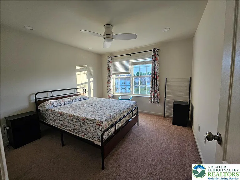 4613 Woodbrush Way — Photo 32