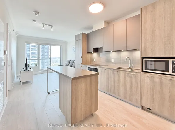 18 Water Walk Dr #1801, Markham, ON L3R 6L5