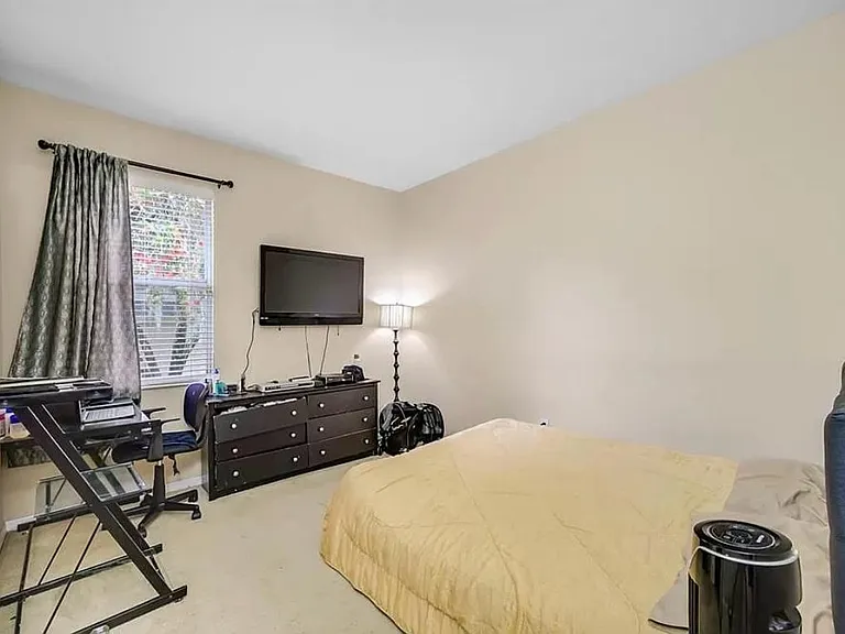 19151 Dove Creek Dr — Photo 15