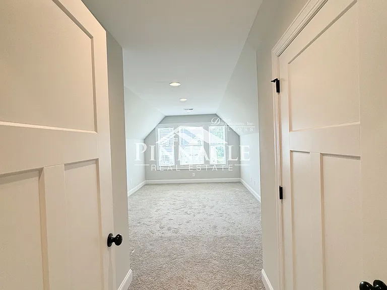 1164 Stoney Ridge Blvd — Photo 46