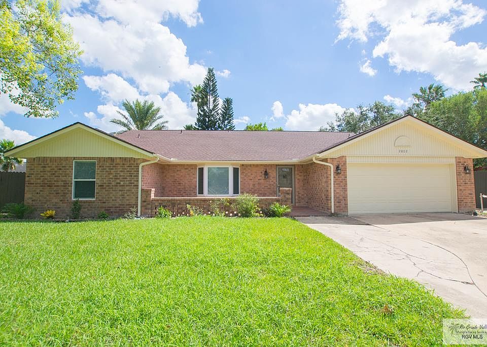 1st image of 2802 Pine Valley Dr