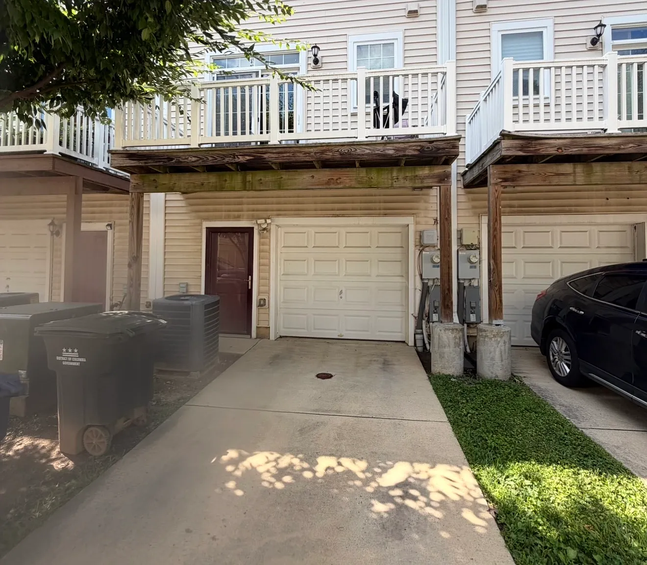 3 bed, 3.5 bath, 1440 sqft, $4,500 — Photo 2