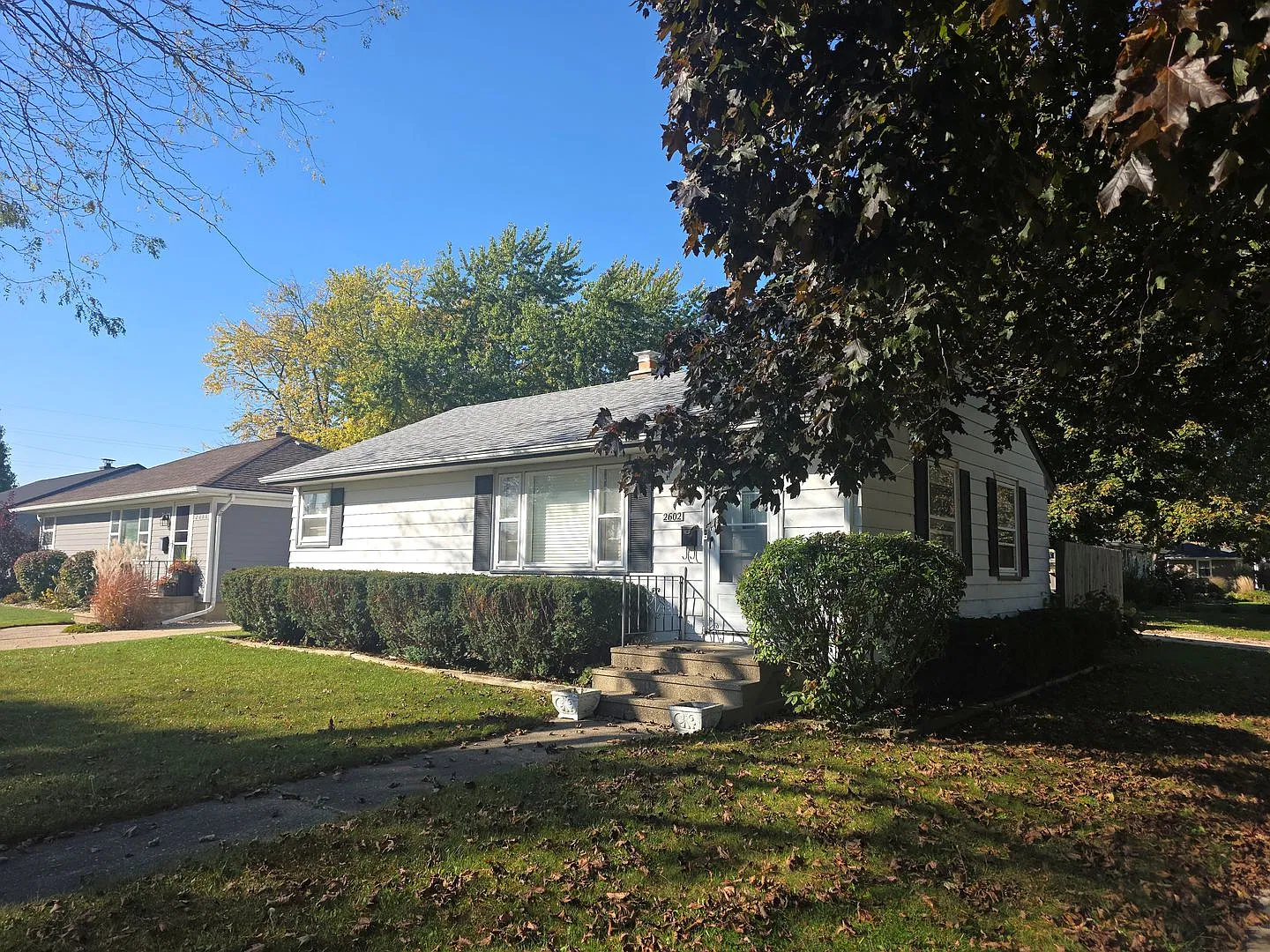 Updated 3 bedroom Kenosha ranch — Photo 2