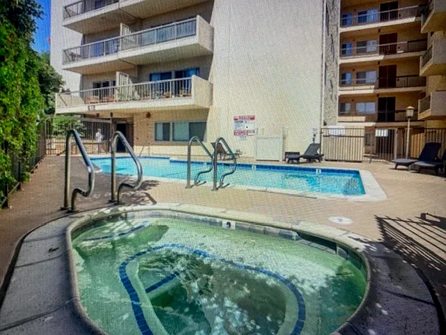 Jacuzzi and Pool