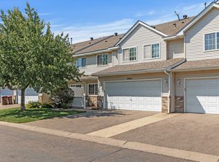 8955 92nd St S, Cottage Grove, MN 55016