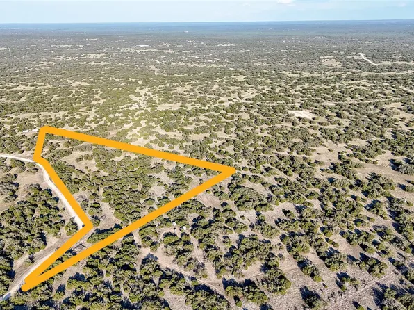 1595 Blackbuck Dr, Christoval, TX 76935