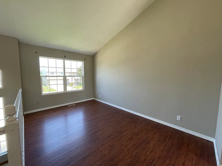 8013 Newport Ave — Photo 3