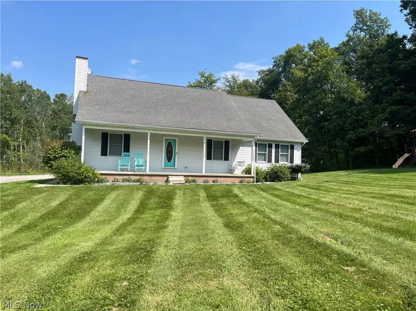 9449 Old State Rd, Chardon, OH 44024