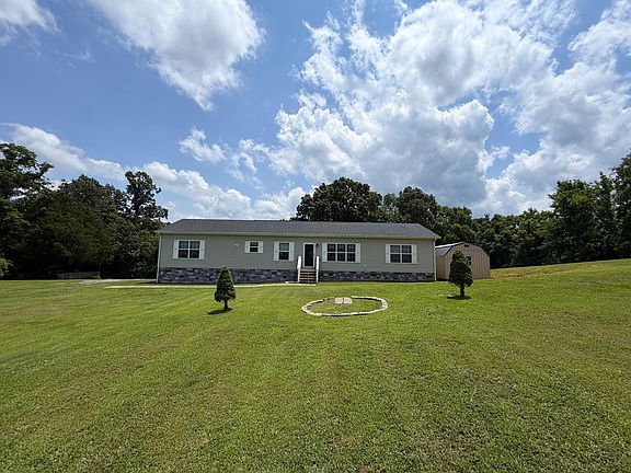 2nd image of 1930 Sail Rd