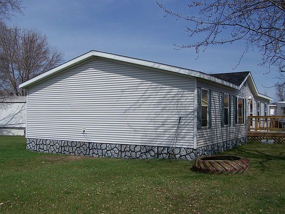 2nd image of 234 Northland Est NE