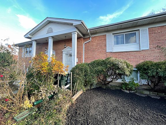 2nd image of 7873 N Nordica Ave