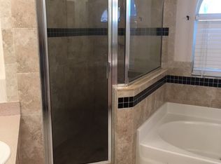 3923 Appletree Dr, Valrico, FL 33594