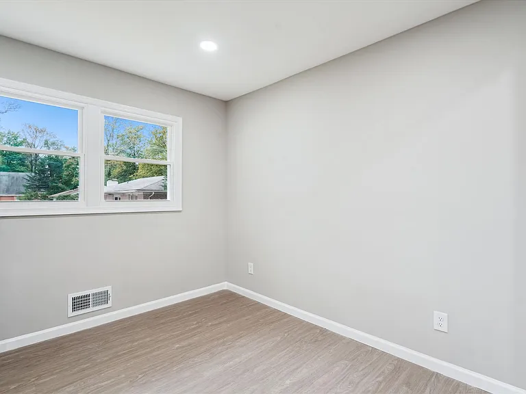 2226 Westwood Pl — Photo 15